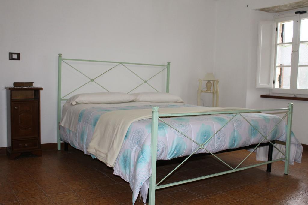 B&B Il Poggetto Serra SantʼAbbondio Quarto foto